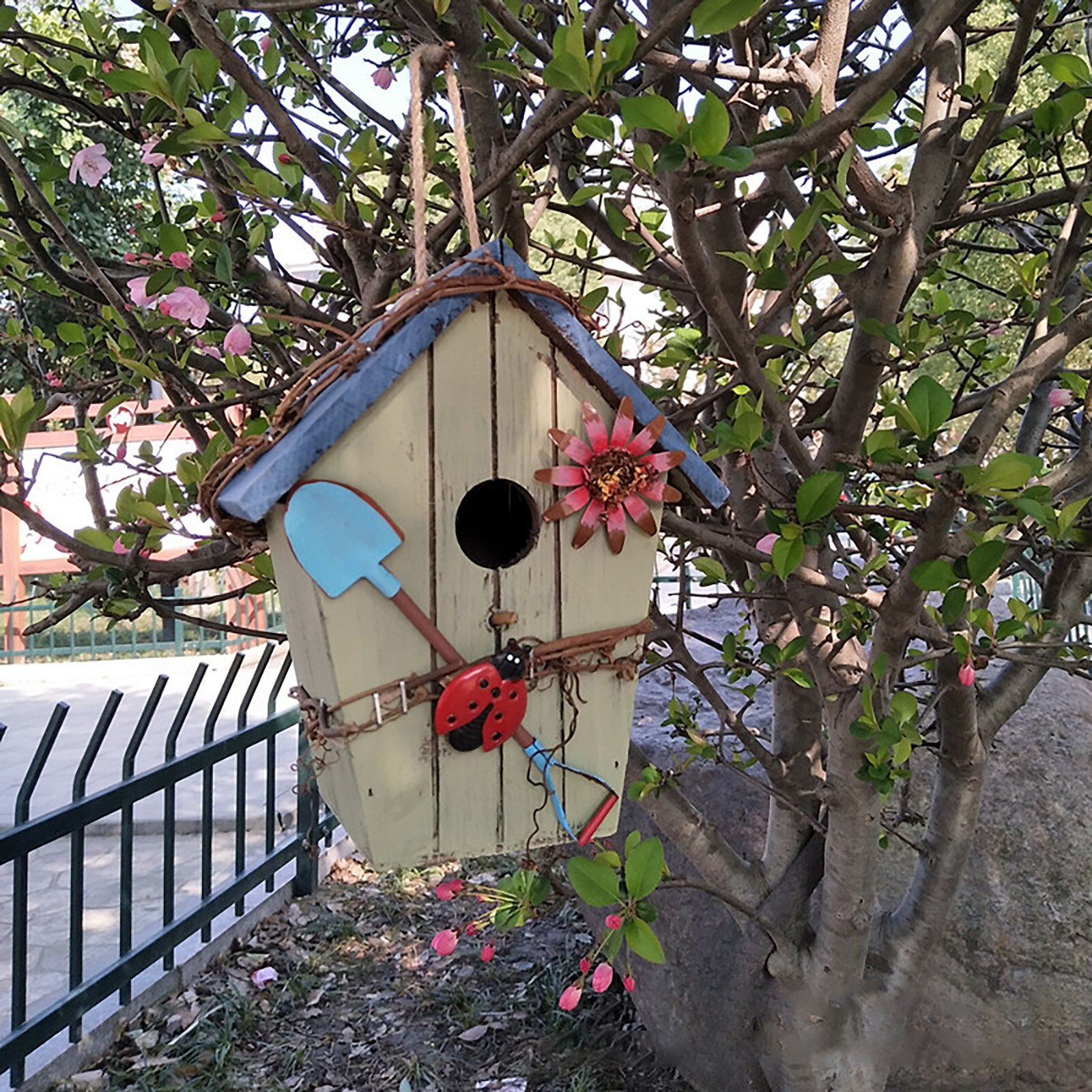 Multi-style Outdoor Garden Yard Hanging Bird House Nesting DIY Wooden Bird House Nest Handmade Eco-friendly Bird Nest Cage