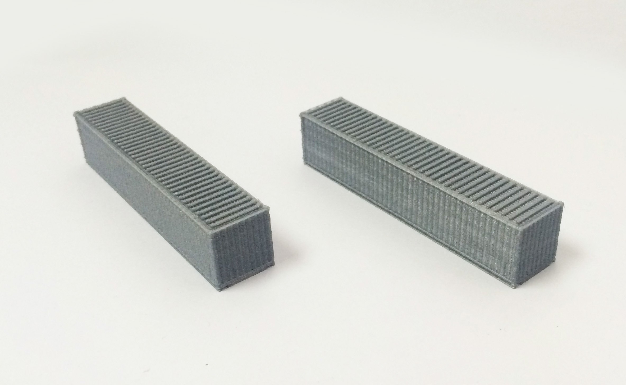 Outland Models 20ft / 40ft Freight Container N Scale Train Railroad Accessories: 40 ft. Silver 2 pcs