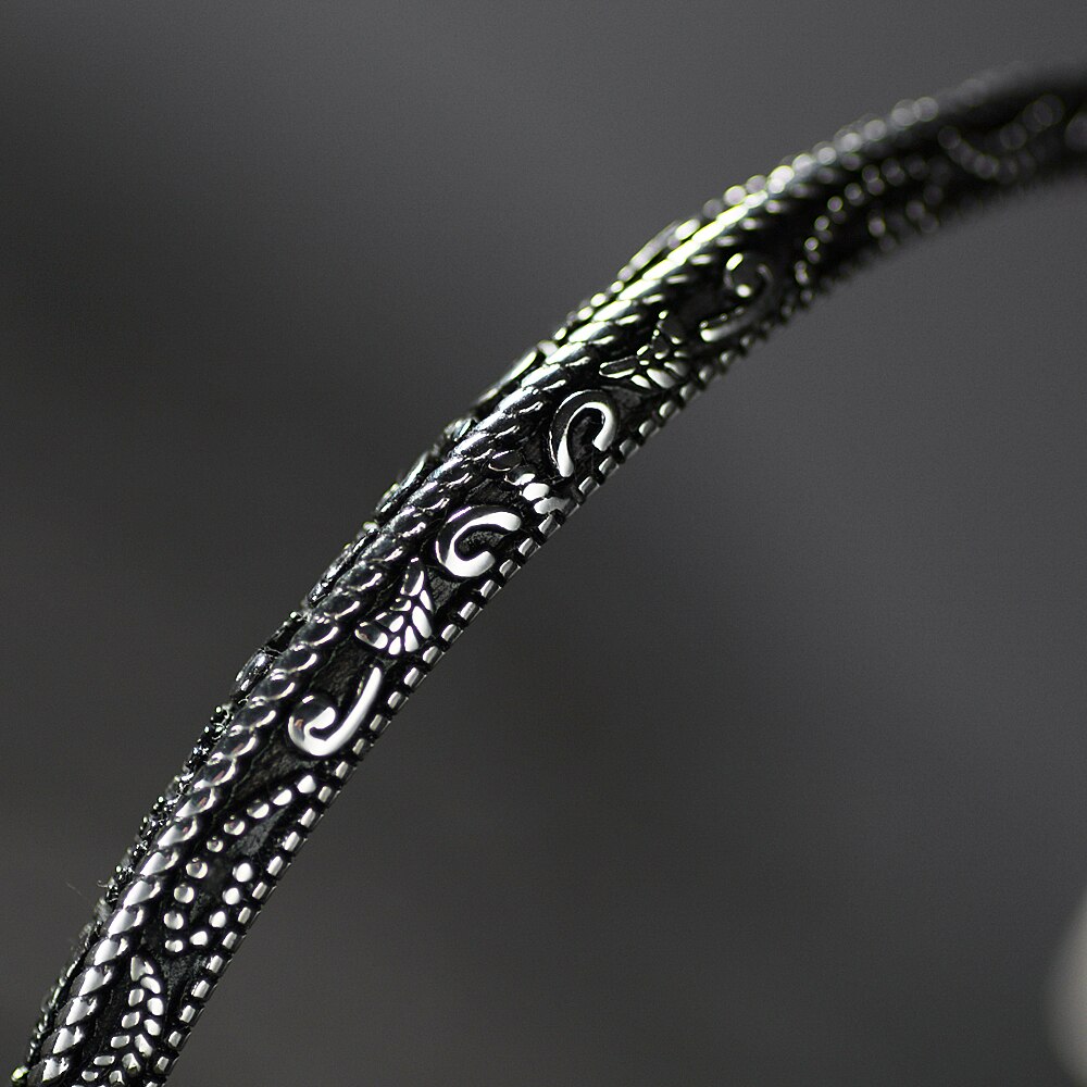 Braccialetti da uomo di Design nuovo braccialetti in acciaio al titanio braccialetti aperti gioielli di colore maschile