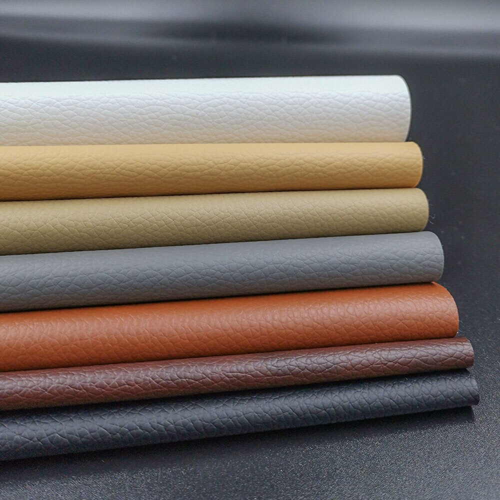 7 stk regnbue litchi mønster pu kunstlær kunstlær til syveske klær sofa bil diy materiale 20 x 30cm ark: Gråbrun serie