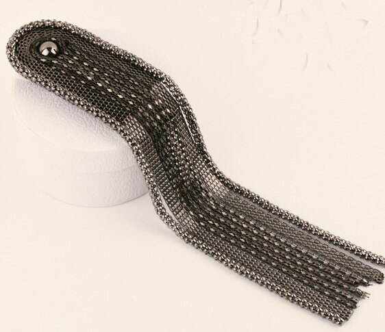 ZY DIY Provided! 2pcs/pair Punk Cool Black Silver Gold Long Metal Alloy Tassel Epaulet Badge Free Alloy Badge