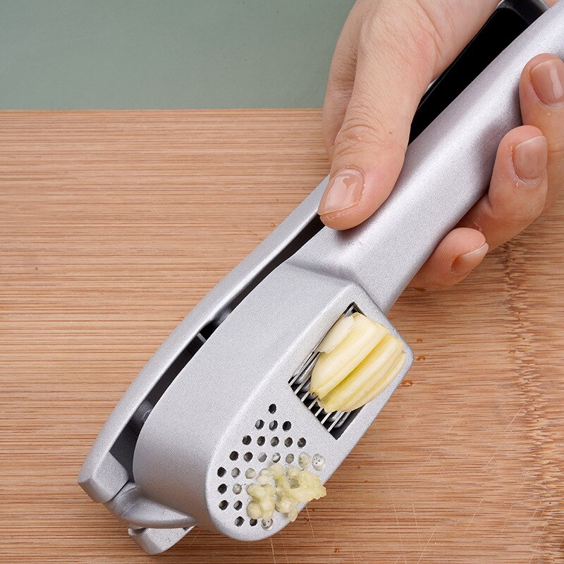 Manual Garlic Press Mincer 2 in 1 Garlic Clasp Chopper Slicer Multifunctional Hand Garlic Grinding Grater Crusher Kitchen Tools