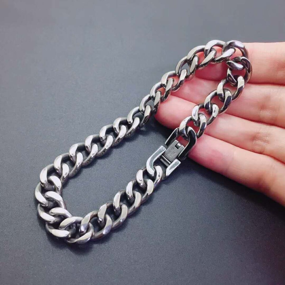 99.9 %  pure titanium sportarmbanden roesten niet, verkleuren niet, zijn niet allergisch