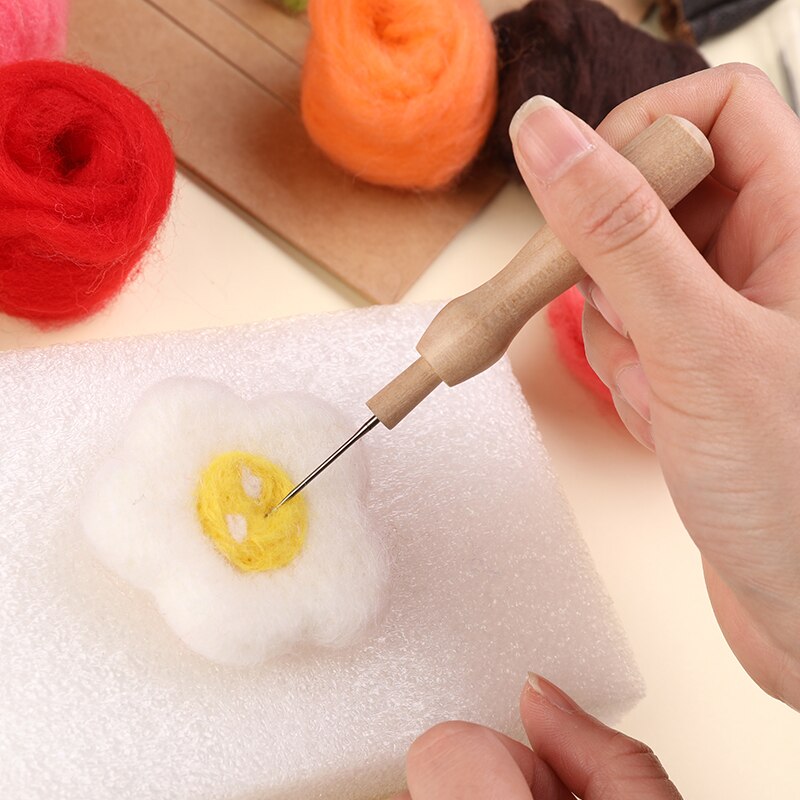 Fenrry DIY Felting Tools Handmade Felt Kit with Needle Craft Kit Scissor Awl Wool Felting Weaving Needlework Spinning Tools