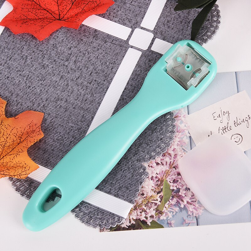 Beauty Heel Cuticle Scraper Cutter Foot Care File Tool Pedicure Razor Blades for Pedicures Product