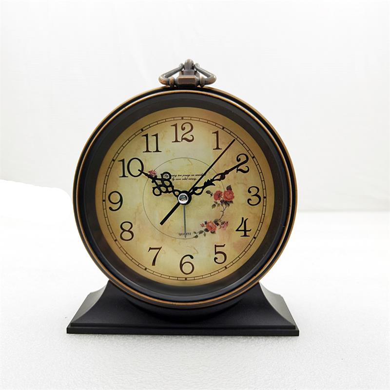 Retro Style Metal Alarm Clock Students Children's Birthday Bedroom Ornaments Desk Alarm Clock: SKU-24