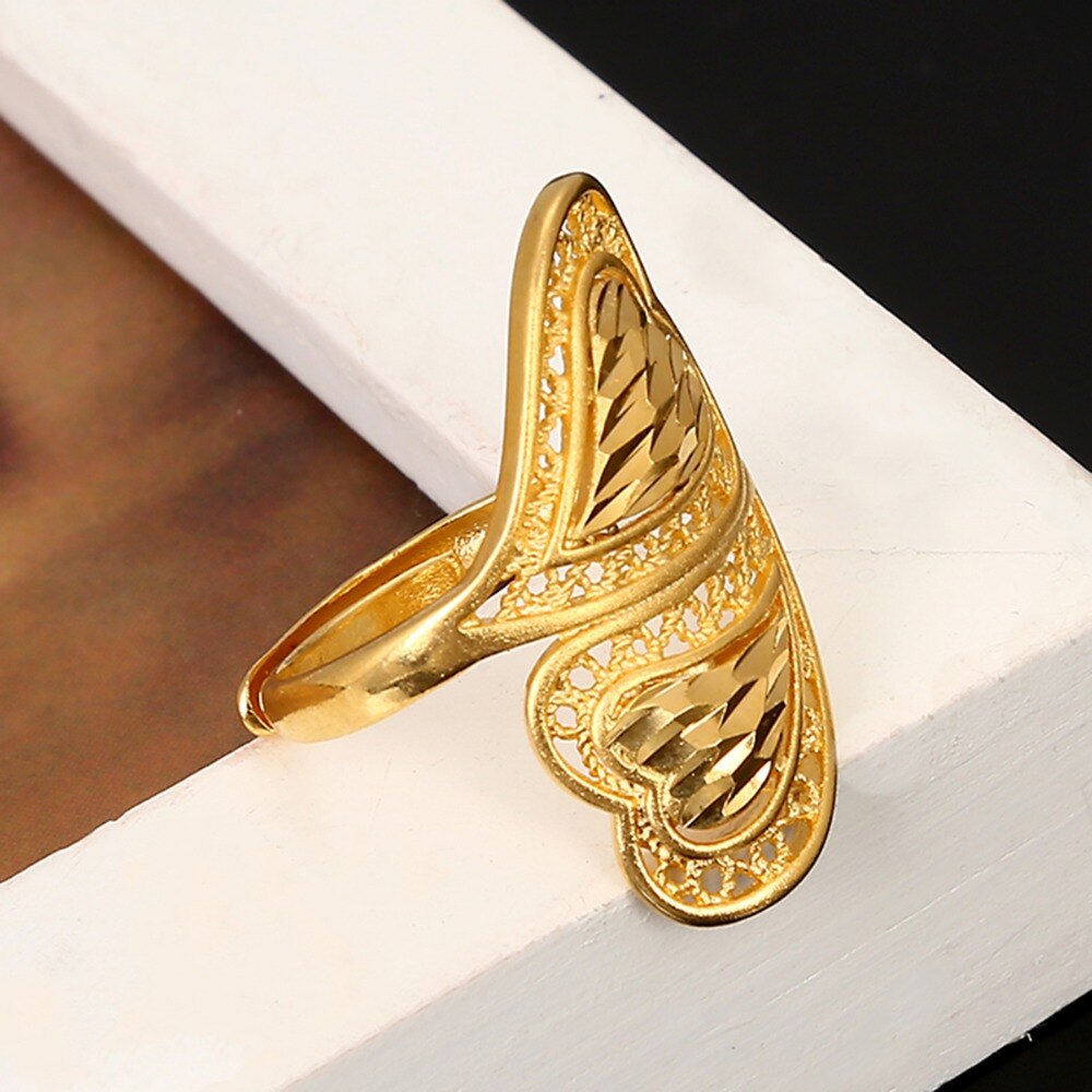 Chá da saúde Material de Bronze Tamanho Ajustável Anel de Casamento Cor de Ouro para As Mulheres Etíope Somali Kuwait Anéis Da Forma