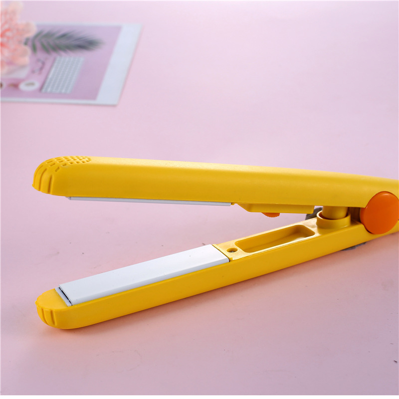 Cartoon Stijltang Krullend Haar Mini Student Kleine Power Meisje Air Pony Krultang Steil Volume Dual-Gebruik Rechttrekken Gereedschap