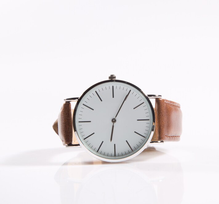 Læder ure minimal urskive kvarts urværk: Sølvbrun