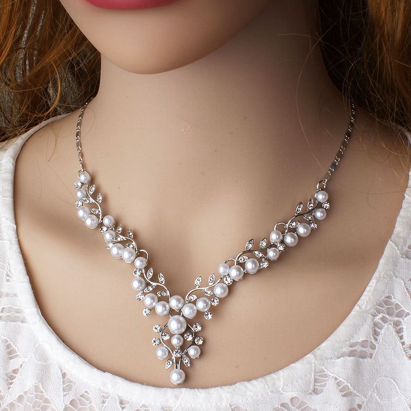 Jiayijiaduo Nachahmung perle schmuck einstellen für frauen hochzeit hochzeit kleid zubehör kristall halskette ohrringe einstellen silber farbe