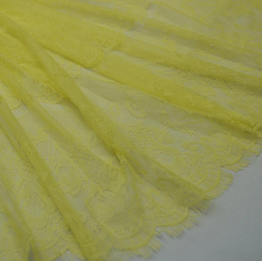 Evlry Gothic Spitzen-Choker - Schwarze Strass-Halskette Mit Hohler Blume, Verstellbar