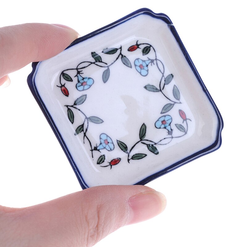 1Pc Dollhouse Mini Ceramics Plates Trays Kitchen Toy Doll Food Dishes Tableware