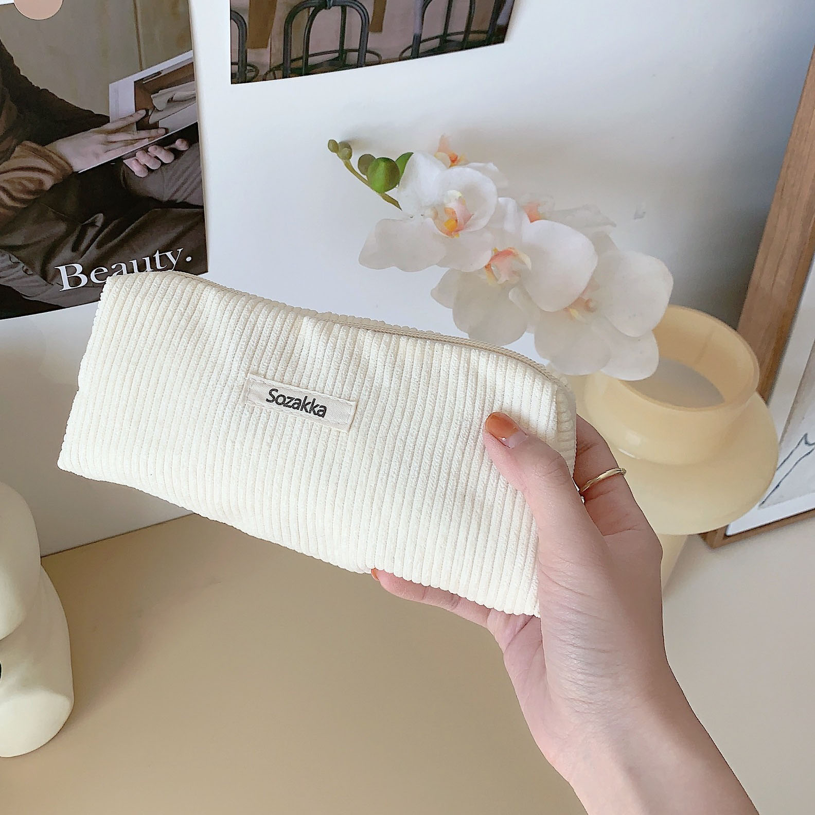 Women Large Cosmetic Bag Corduroy Cloth Girl Makeup Pouch Hand Travel Bag Lipstick Organizer Cases Zipper Clutch Phone Purse: Silver