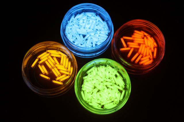 Tritium lamp tritiumgas licht maat 1.5*6mm voor Fidget Spinner Vinger Spinner hand spinner versieren Refit DIY onderdelen 1 stks