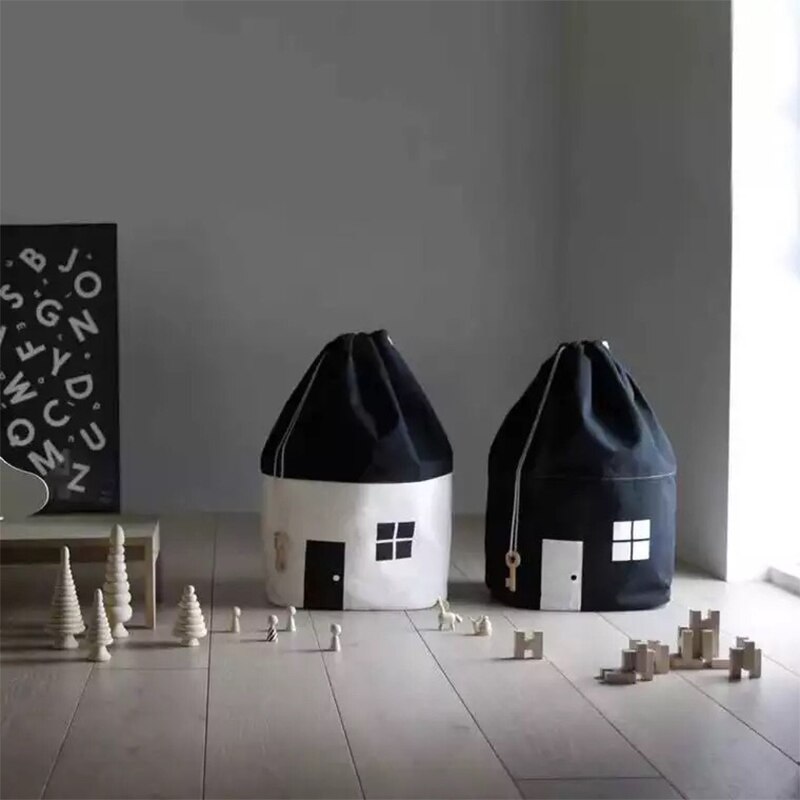 eins neue treppe kleine haus reine baumwolle strahl lagerung tasche schwarz und weiß