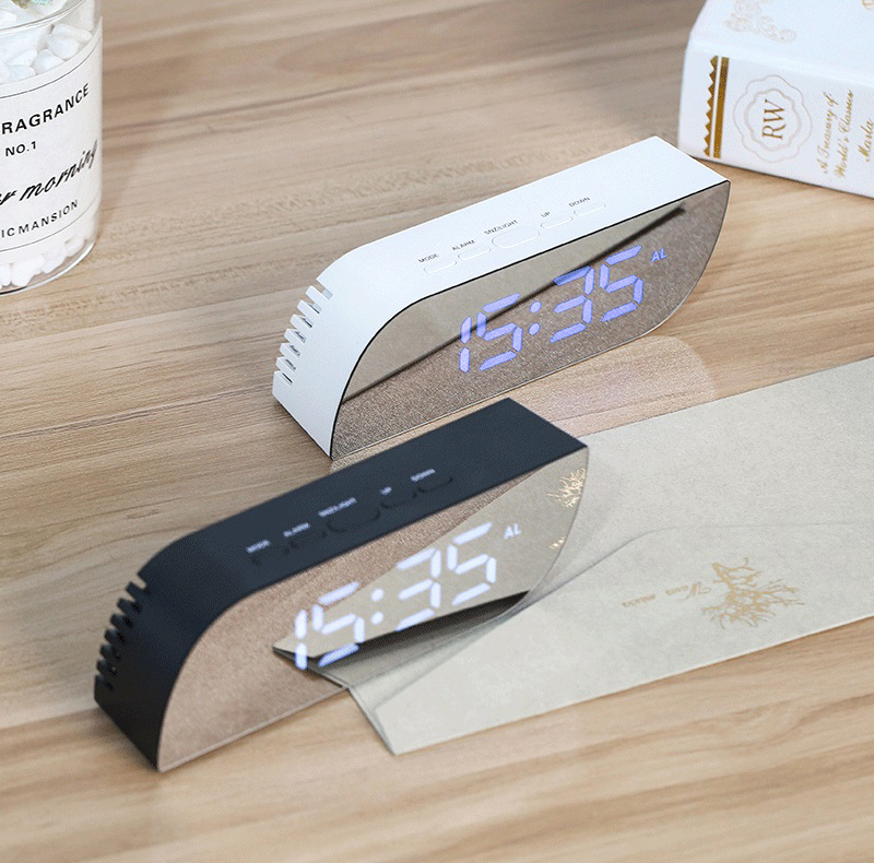 Led Houten Wekker Usb/Aaa Klokken Elektronische Desktop Klokken Horloge Tafel Desktop Decoratie Elektronische Digitale Klok