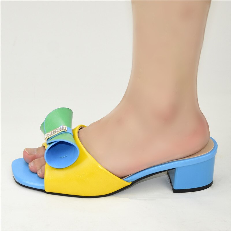 Sød stil til kongelig bryllupsfest slingbacks sandaler rhinestone kvinder bryllup sko dame sko til fest: T.blå / 10