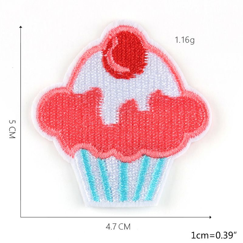 14 st tecknade cupcake desserter tyg lappar järn på barn broderad dekorativ sömnad applikation för klädväska diy
