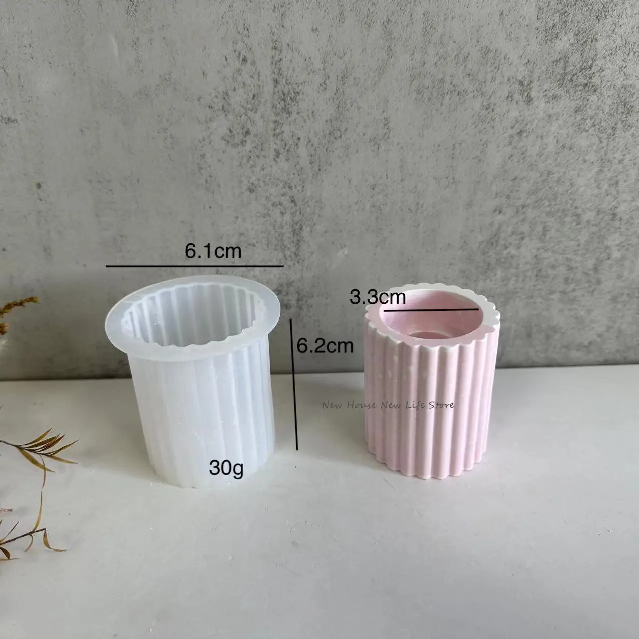 Striped Candlesticks Cement Silicone Mold DIY Cement Plaster Round Candle Holder Tray Pottery Mould Home Decor Candle Jar Making: light green