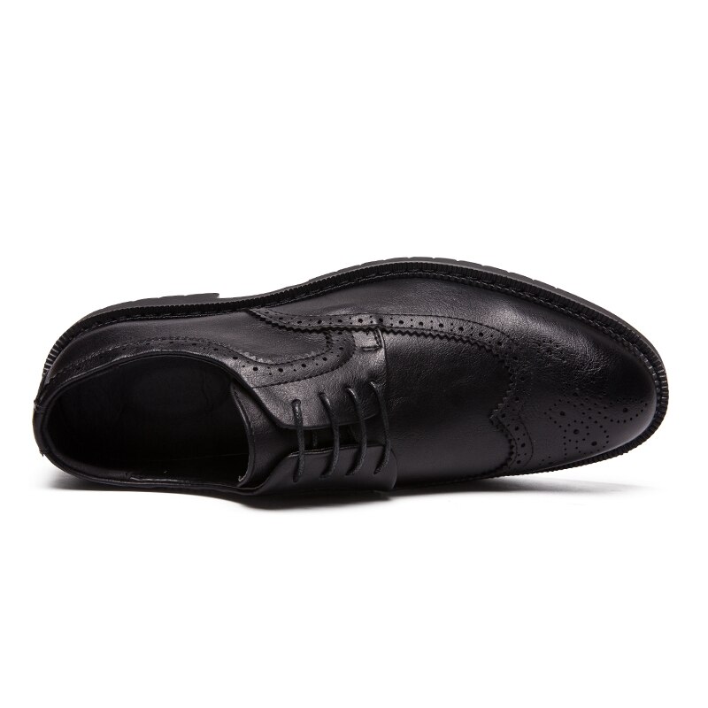 Plus size zwarte herenschoenen, britse leren herenbrogues, comfortabele puntige neus, bruidsschoenen
