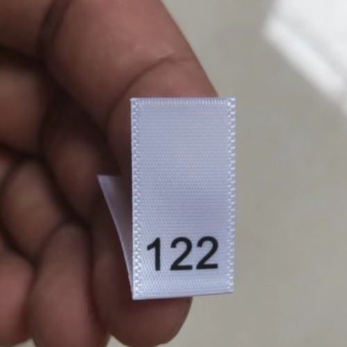 50 stks Satijn Maat Label voor baby 74 80 86 92 98 104 110 116 122 134 140 146 152 158 164 170 Print Sizing Labels: Nickel-Free White