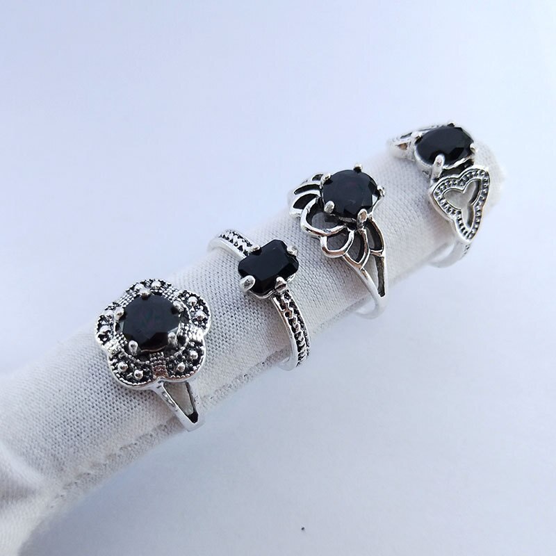 50 Stks/partij Vintage Zwart Glas Geometrie Ringen Voor Vrouwen Mix Style Mode Bruiloft Sieraden Party