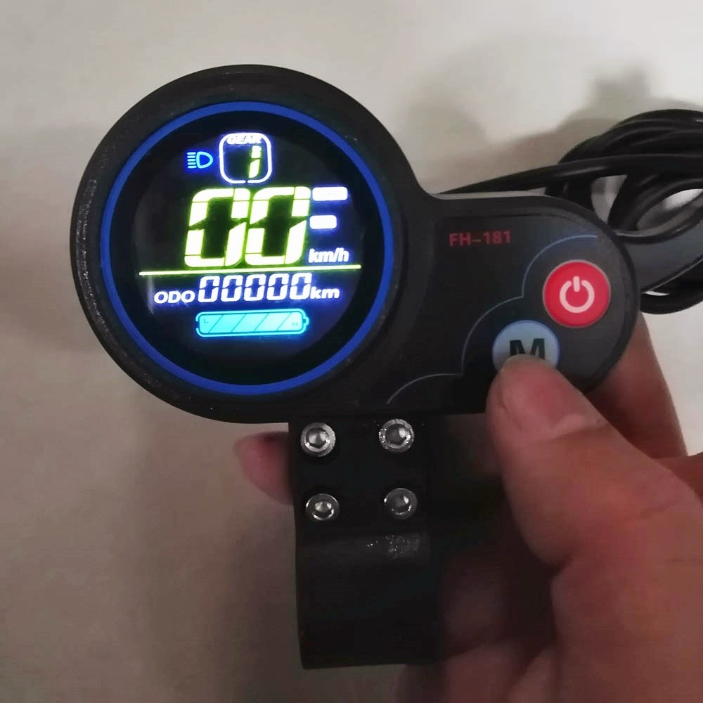 Impugnatura Gas Con Display 36V 6 Poli Per Scooter Elettrico – HMParts. Manopola Originale Con Schermo LED.