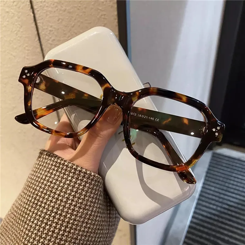 Montura de gafas Retro antiluz azul para ordenador, gafas de gran tamaño para hombres y mujeres, gafas elegantes a la , gafas clásicas Ouclos: Multicolor
