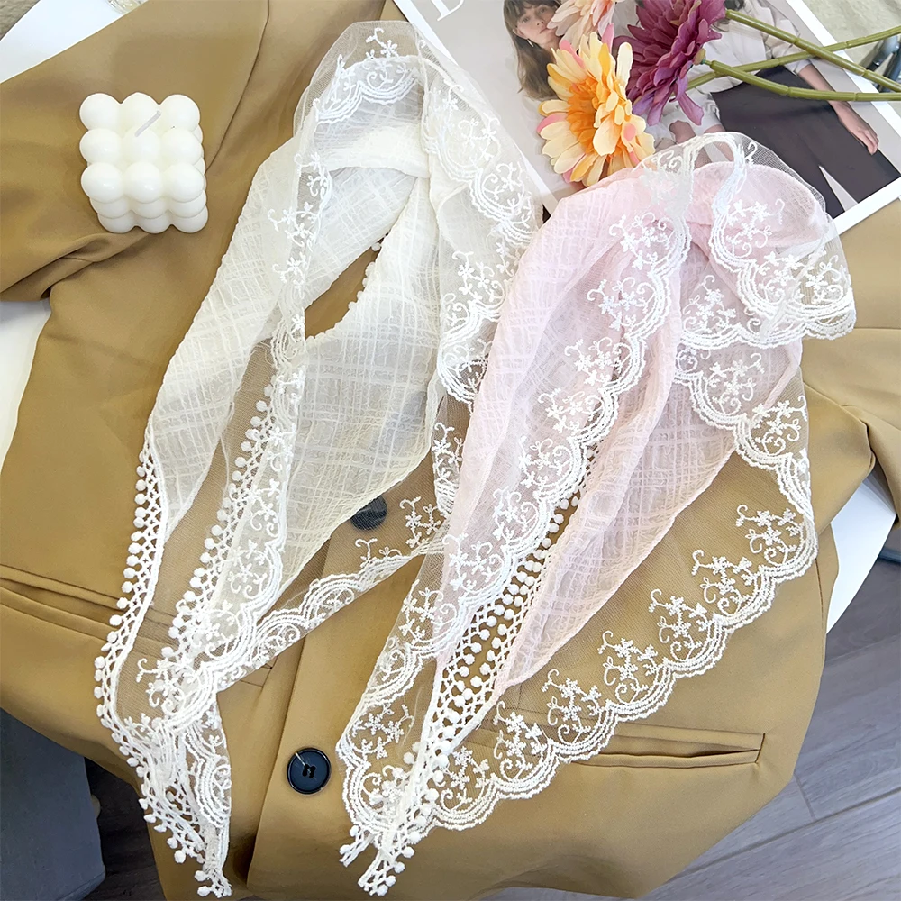 Weißer gewebter Blumenspitze-Haarschal, Wickel-Stirnband, Haarschmuck, Damen-Retro-Dreieck-Kopftuch, Schal, bestickt, Reisefoto: Rosa