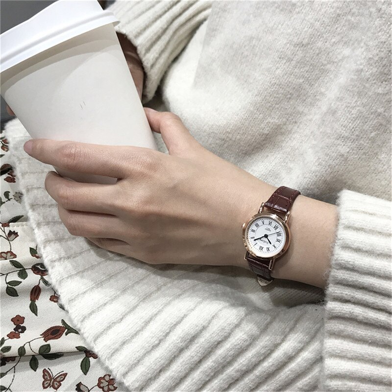 Vintage retro klockor kvinnor casual små dam armbandsur kvaliteter roma skala bambu knut läder kvinna klocka