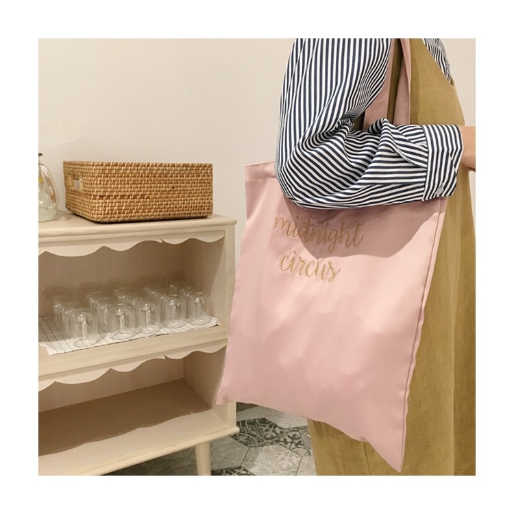 Retro Satijnen Vrouwen Schoudertassen Polyester Borduurwerk Brief Casual Flap Meisjes Eenvoudige Student Tote Handtassen Wilde Boodschappentassen