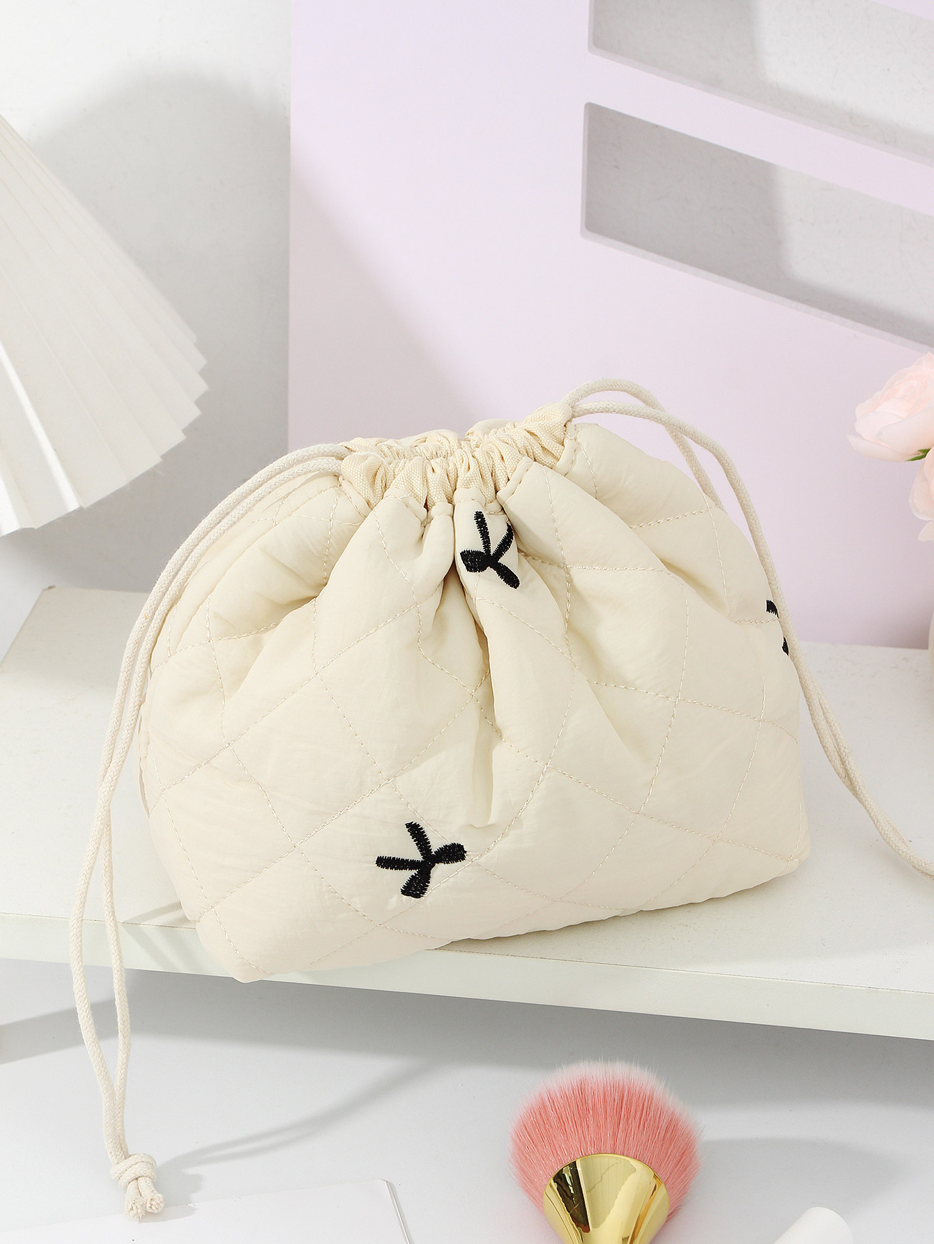 1-delige make-uptas met bloemenkoord en trekkoord, make-uptas voor badkamertoiletartikelen, essentiële make-uptas voor op reis: Beige