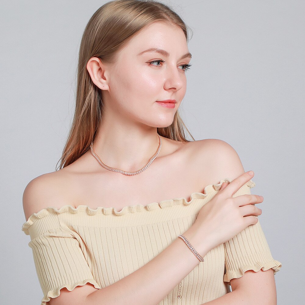 SIPENGJEL-collar con colgante de cristal brillante para mujer, de acero inoxidable gargantilla de cadena de oro, joyería de boda