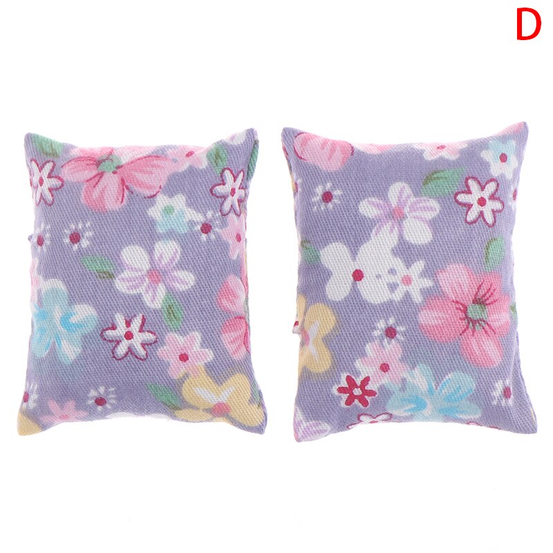 2PCS Cute Flower Pillow Cushions For Sofa Couch Bed For For Doll house 1/12 Dollhouse Miniature Furniture Toys: Red