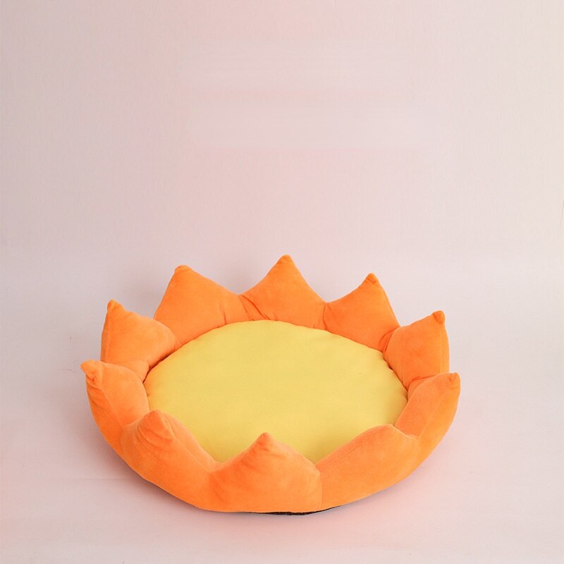 Pet four seasons universal bed cat and dog warm sleeping pad kitten and puppy crown shape nest kennel pet supplies: Orange / S