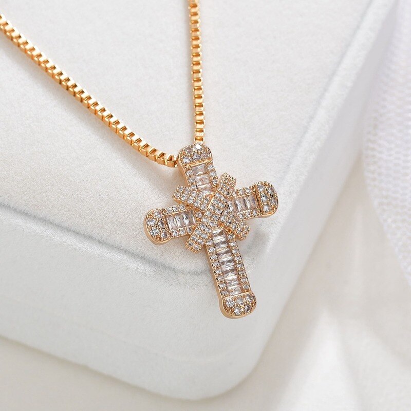 Retro Classic Shiny Crystal Cross Necklace for Women Cubic Zirconia Cross Choker Pendants Female Religious Jesus Jewelry