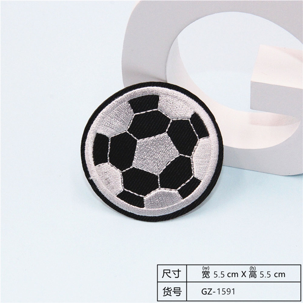 Parches bordados de fútbol, baloncesto y Rugby para mujeres y niñas, parche de planchado para ropa, aplique de pegatina, accesorio DIY B189