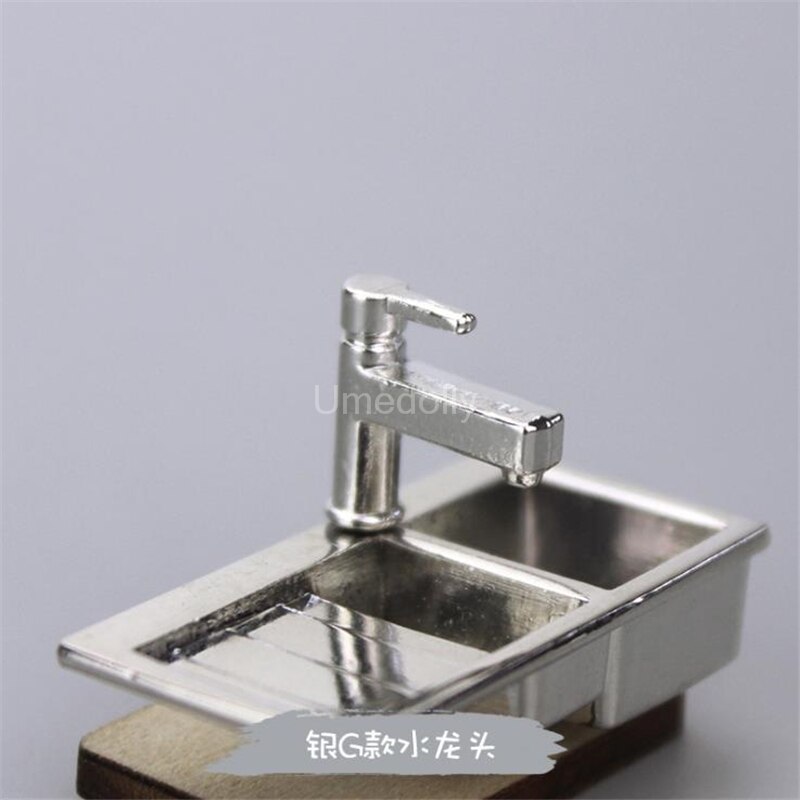 1PCS 1/12 Skala Miniatur Puppenhaus Wasserhahn Mini Wasserhahn Puppe Haus Wc Küche Waschbecken DIY Möbel Zubehör Spielzeug: silver G