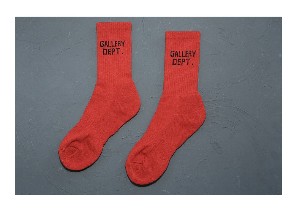 2022 Gallery Dept21 Herfst Winter Graffiti Mannen Vrouwen Brief Sokken Street Art Effen Kleur Katoenen Handdoek Bodem sport Sok: RED