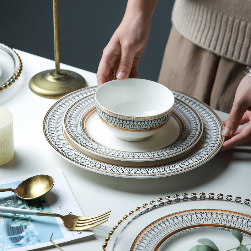 Nordisk luksus middag tallerkener ris skål suppe tallerken serverer kage dessert tallerken rack sæt dekorative porcelæn til bryllupsfest