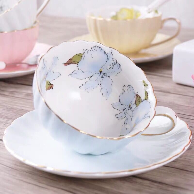 European-style Porcelain Coffee Cup with Saucer Set Household Ceramic Afternoon Tea Cup Drinkware Wedding