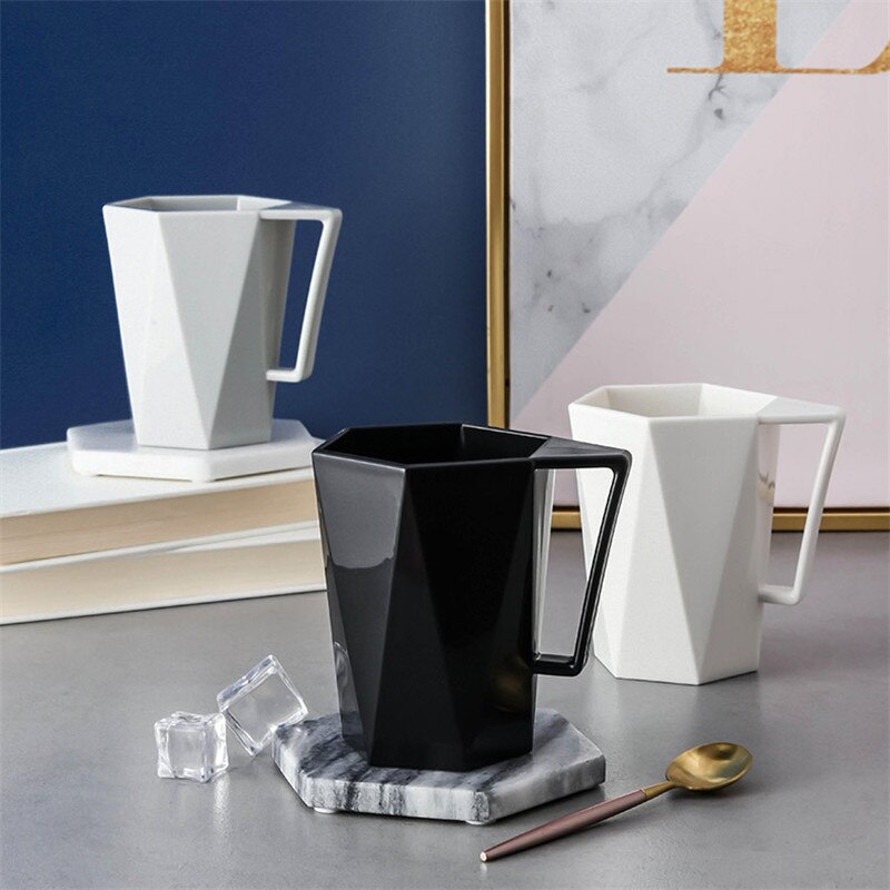 Einfach Zu Bedienen Kreative Geometrie 1 PC Neuheit Tasse Persönlichkeit Milch Saft Zitrone Becher Kaffee Tee wiederverwendbar Plastik Tasse
