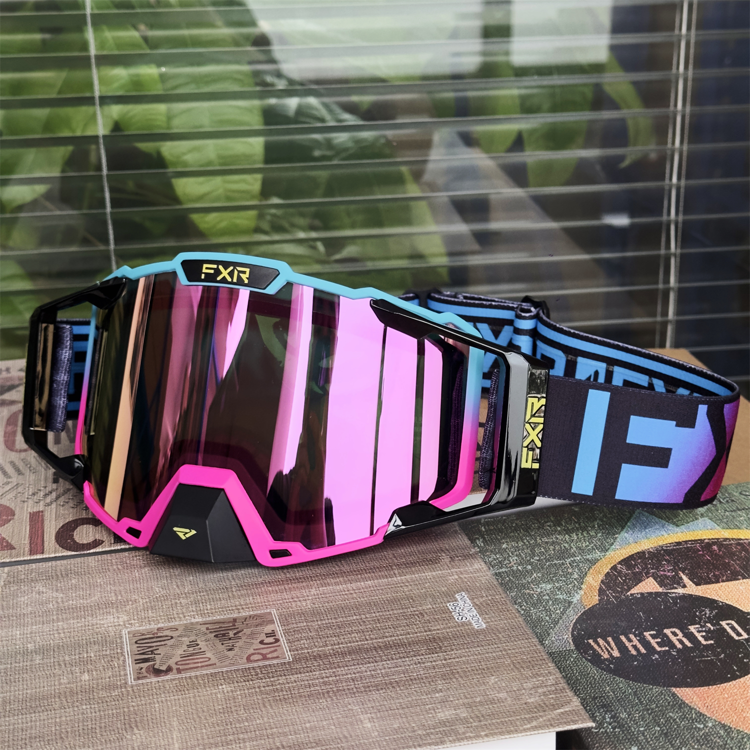 Motorcycle Goggles Riding UV400 Women Motorcycle Glasses MX Cycling For Men Motocycles Mountain BikesBicycles MX ATV Halmet: Brown