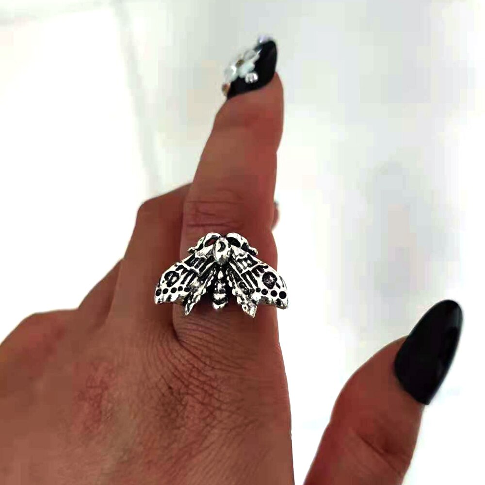 Hzew 5 Pcs Accessoires Dier Mot Schedel Hoofd Mot Hanger Voor Vrouwen Man: 16