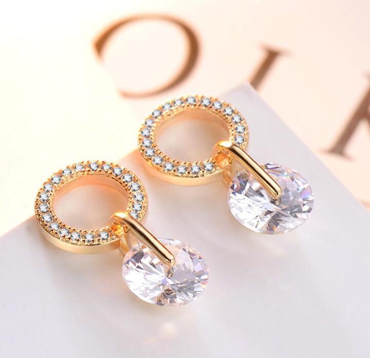 Luksus kvindelige hvide runde øreringe 925 sølvfyldte bryllups smykker dobbelt krystal zirkon øreringe til kvinder: 2