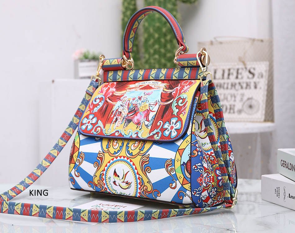 VM KISS Classic Women Frame Handbag Europe And America Printing Shoulder Messenger Totes Ladies Bags Bolsa Feminina: king