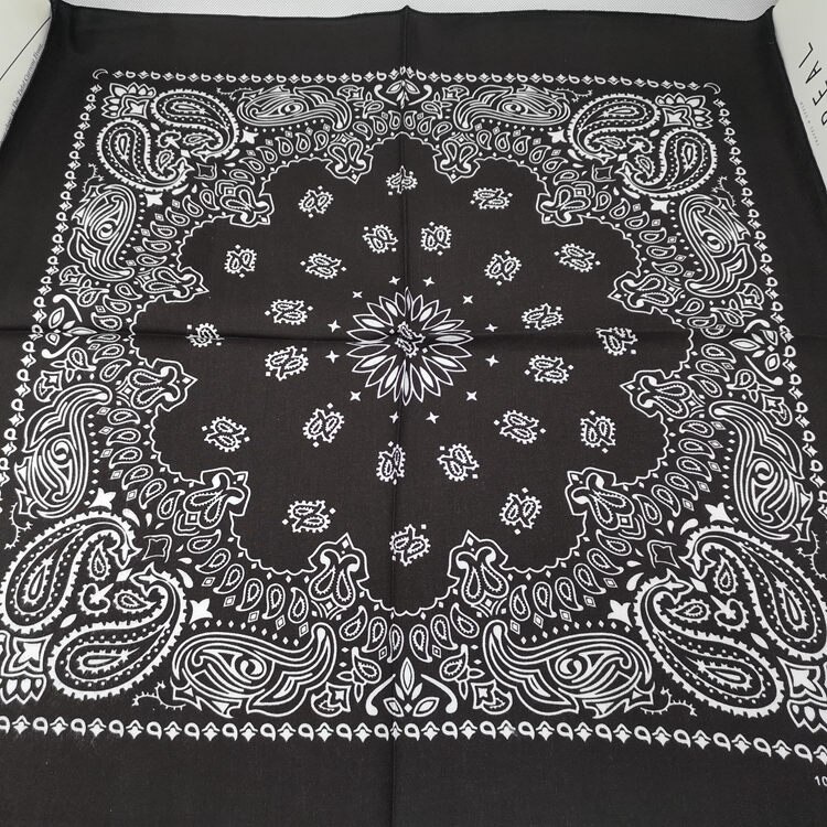 Guaber Bandana Mit Blumenmuster – 50 X 50 Cm, 100 % Baumwolle, Unisex, Vielseitig Als Stirnband, Halstuch, Kopftuch – In 7 Farbvarianten Guaber Bandana Mit Blumenmuster – 50 X 50 Cm, 100 % Baumwolle, Unisex, Vielseitig Als Stirnband, Halstuch, Kopftuch – In 7 Farbvarianten