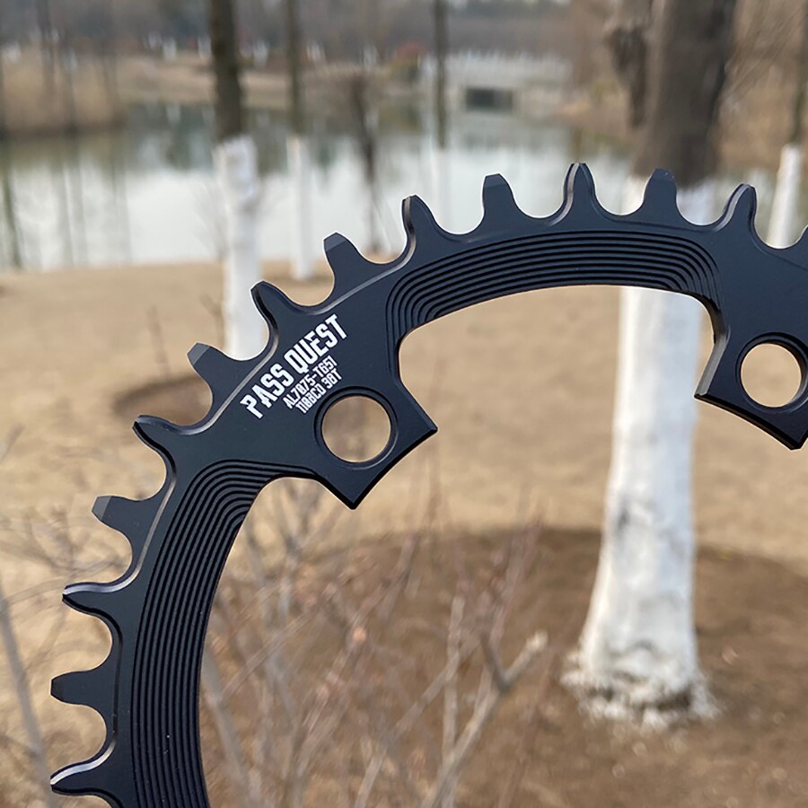 Passquest 110 bcd vierklauw is geschikt voor sram apex enkelvoudige schijfketting, stabiele kettingstabilisator, positieve en negatieve tanden.