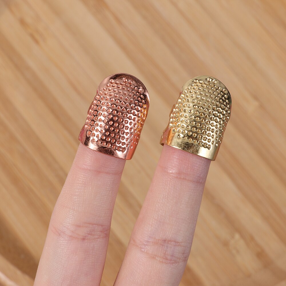 Dedal de aguja de oro Vintage, Protector de dedos, accesorios de costura de Metal, herramientas de costura para trabajo a mano, anillo antiguo, manualidades DIY