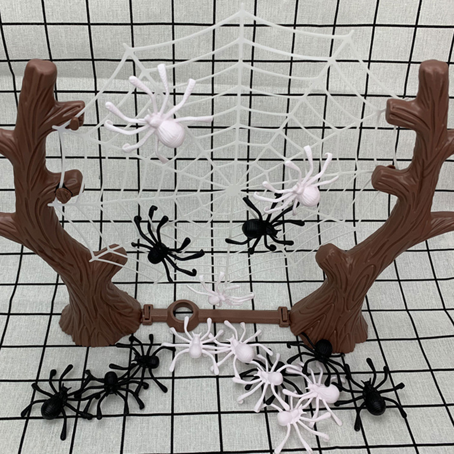 Besegad Halloween Party Game Toys Hang Spider on The Web Game Including Spiderweb and 16pcs Spiders for Halloween Party Favors